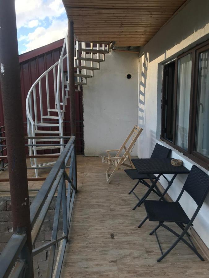 Soso Burduli's Guesthouse Kazbegi Extérieur photo